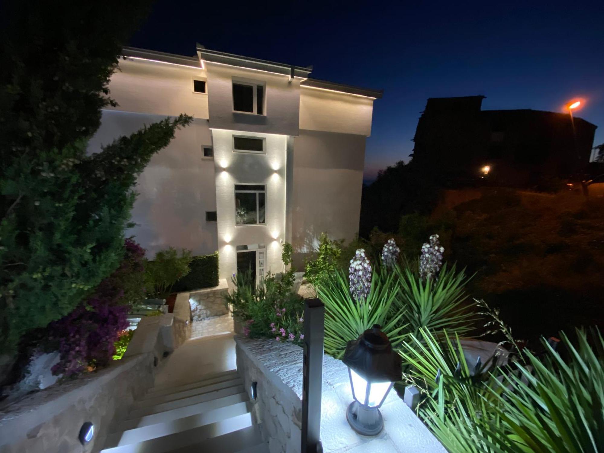 Dzaleta * Sveti Stefan
